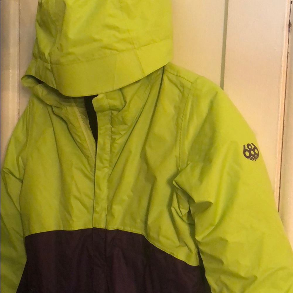 686 evolution Insulated Wendy Snow Jacket Kid’s Large Outerwear